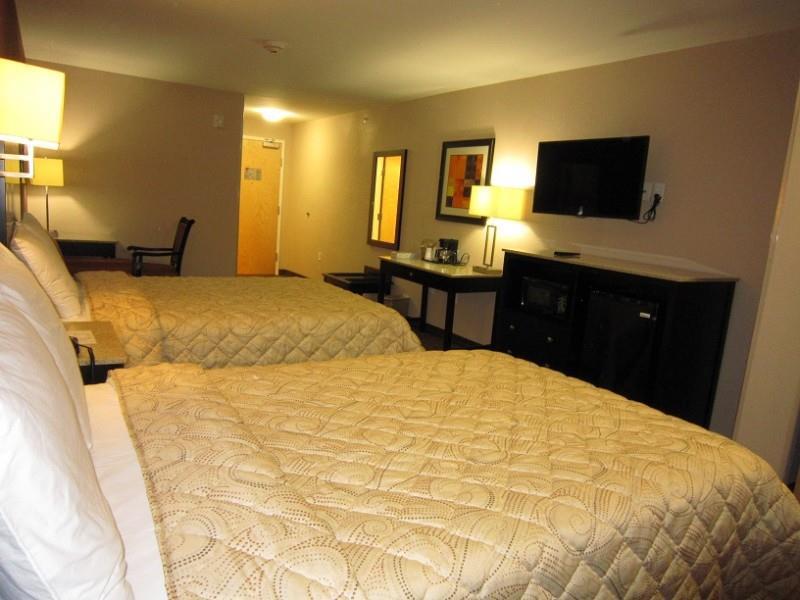 Red Carpet Inn And Suites Monmouth Junction חדר תמונה